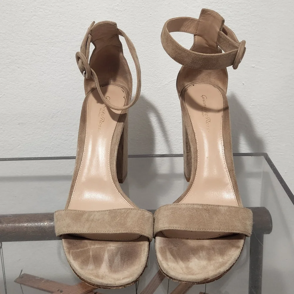 Gianvito Rossi Portofino 100 Block Heels - Picture 7 of 9